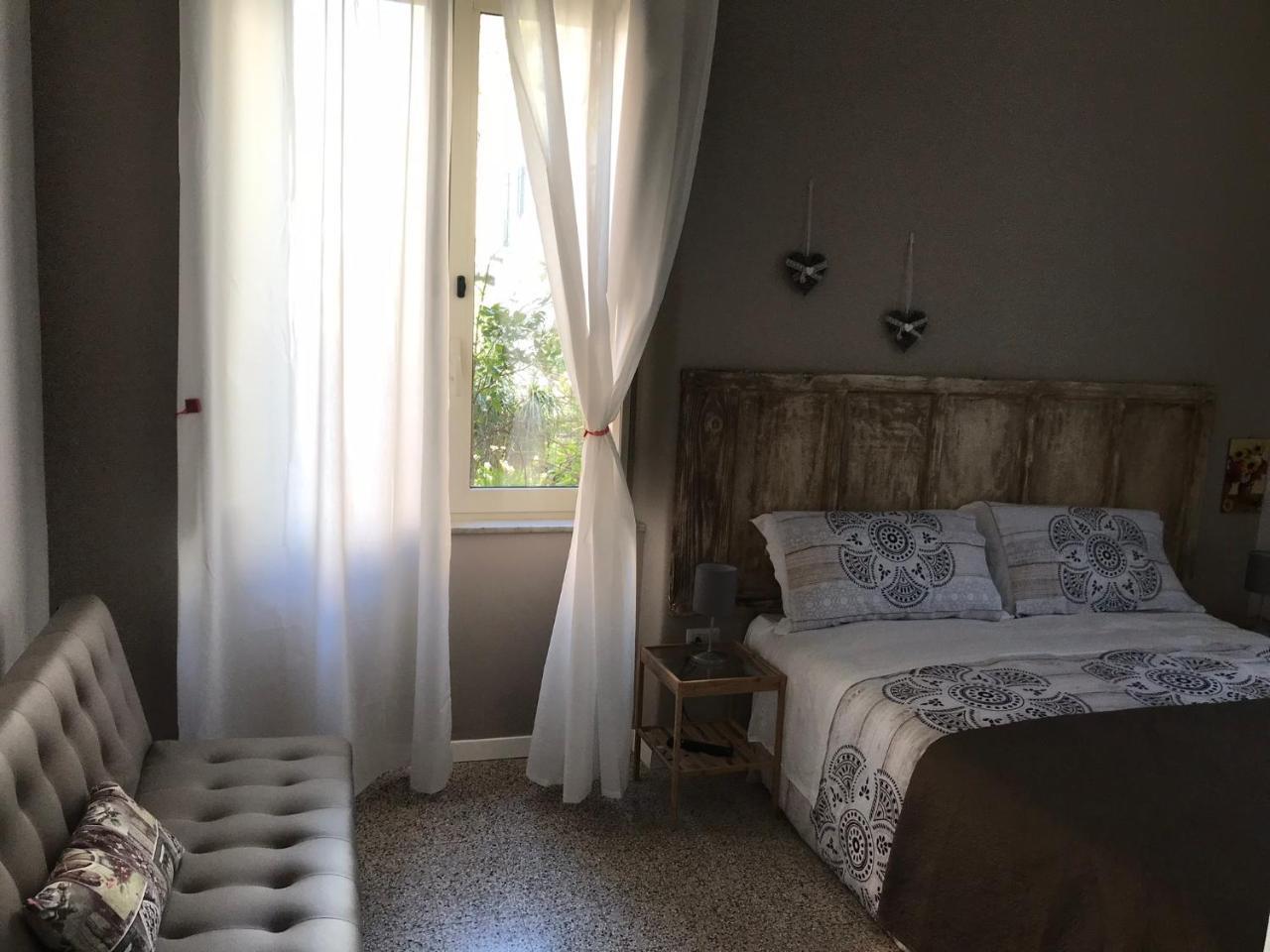 나폴리 Il Giardino Di Vico Neve B&B 외부 사진