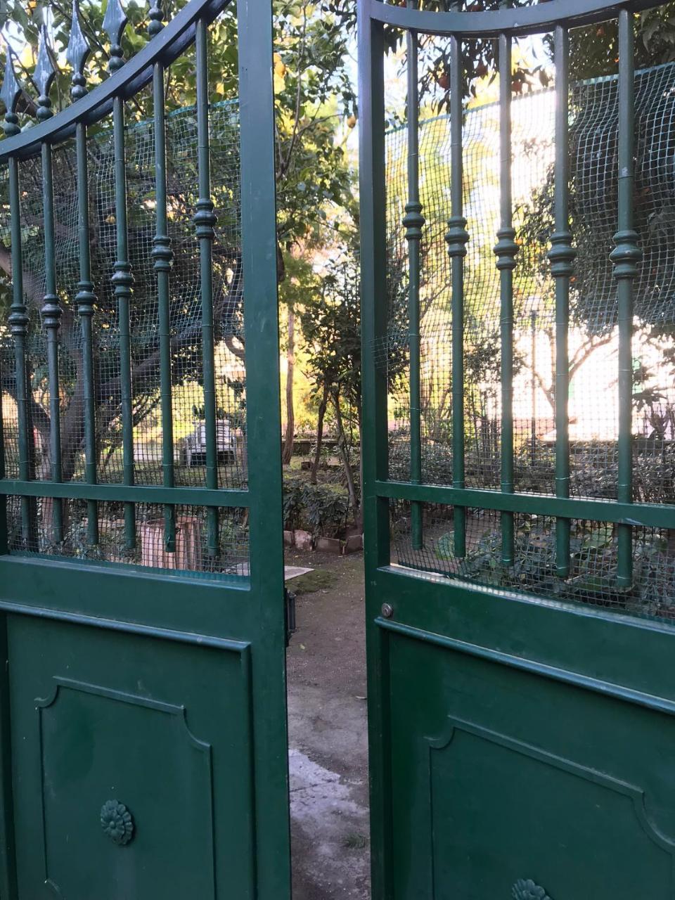 나폴리 Il Giardino Di Vico Neve B&B 외부 사진
