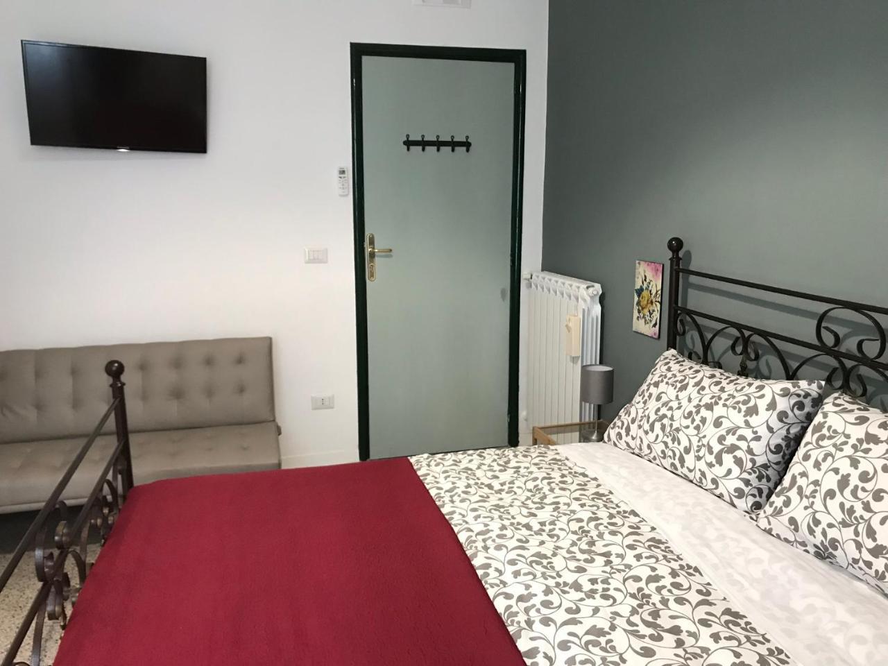 나폴리 Il Giardino Di Vico Neve B&B 외부 사진