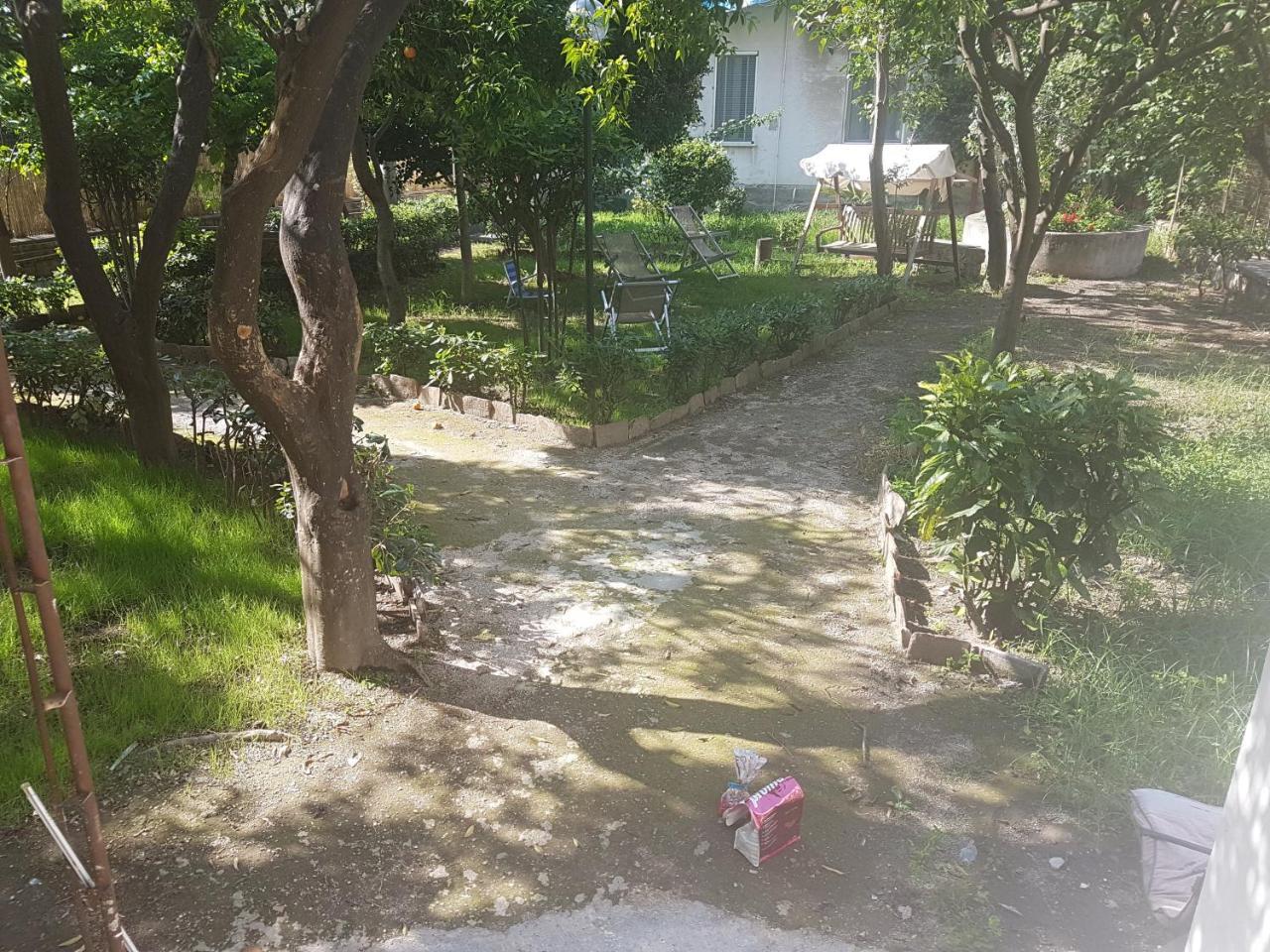 나폴리 Il Giardino Di Vico Neve B&B 외부 사진