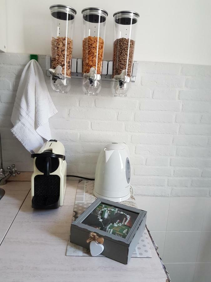 나폴리 Il Giardino Di Vico Neve B&B 외부 사진